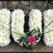MUM White Lettering