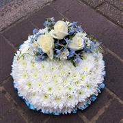 Traditional Posy white &amp; blue 