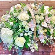 Country style basket arrangement 
