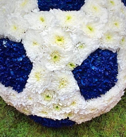 Football Tribute Funeral Flowers Sandwich football-tribute-funeral-flowers-sandwich